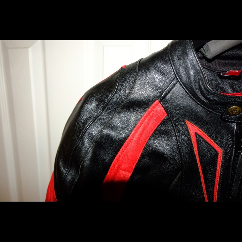First Racing 100% Leather Jacket - Picture 3 of 7